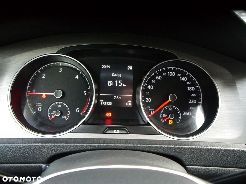 Volkswagen Golf 1.6 TDI BlueMotion Comfortline - 16
