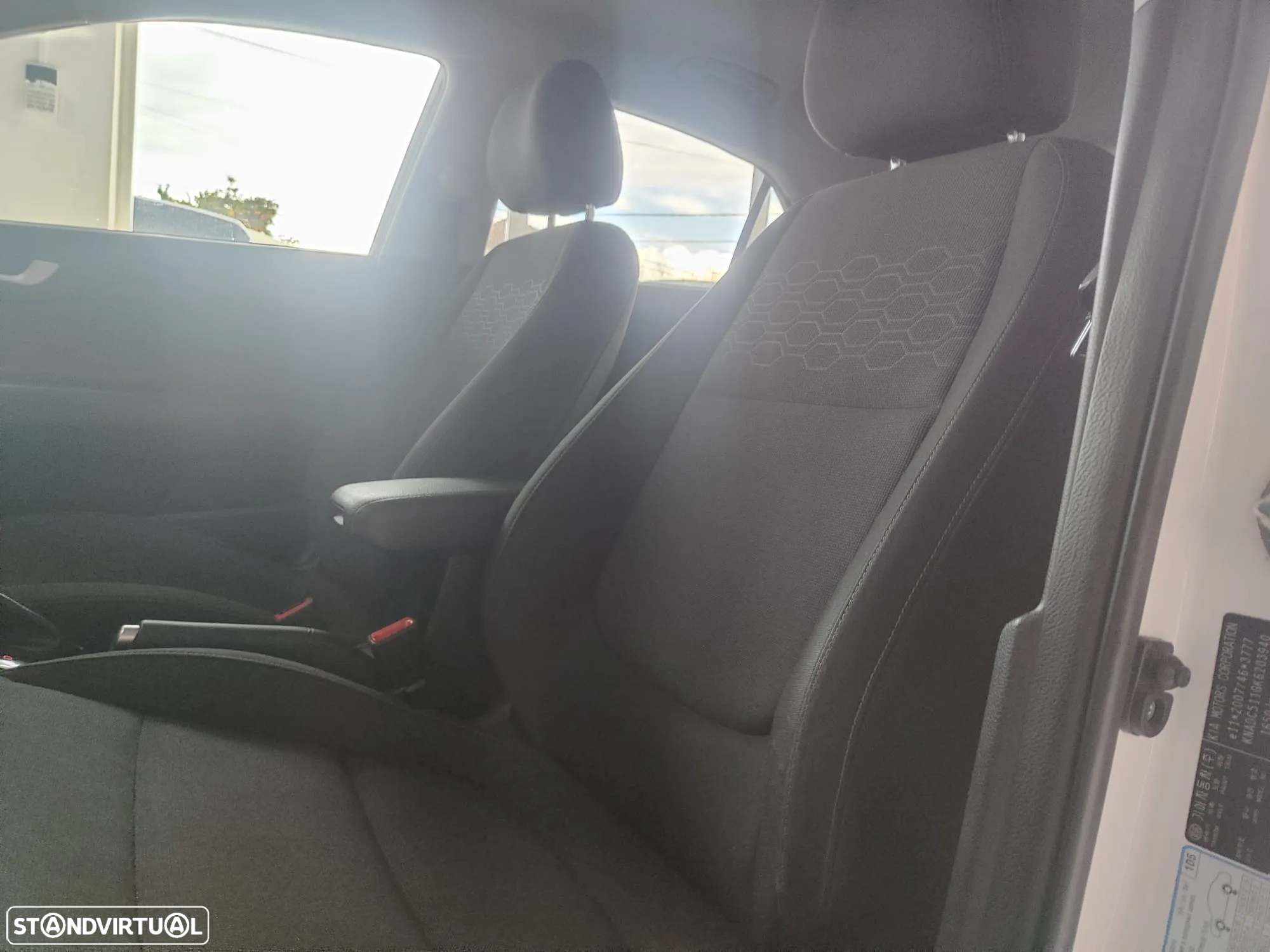 Kia Rio 1.0 T-GDi TX 7DCT - 24