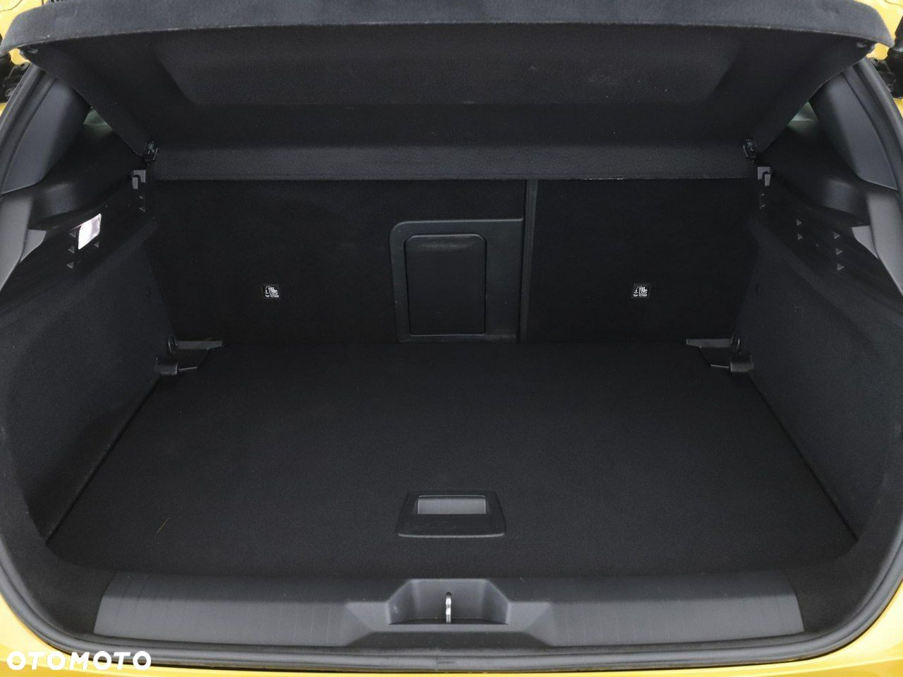 Opel Astra 1.2 Turbo Automatik GS - 20