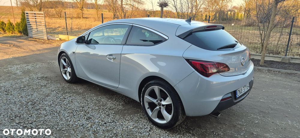 Opel Astra - 2
