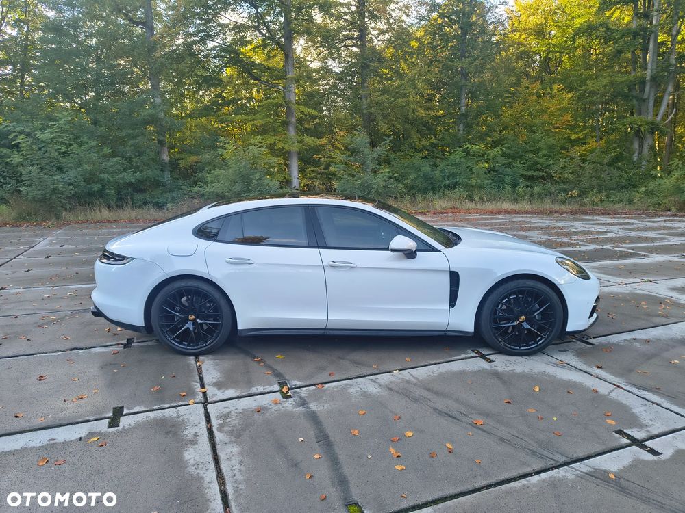 Porsche Panamera 4 - 5