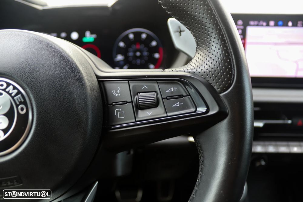 Alfa Romeo Tonale - 12