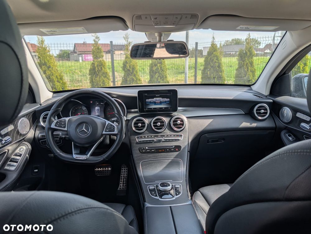 Mercedes-Benz GLC - 28
