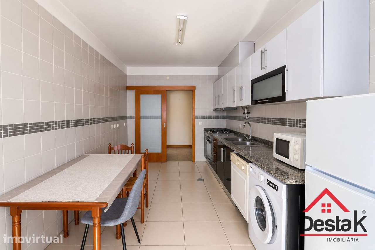 Apartamento T3, totalmente mobiliado e equipado em Tondela - Grande imagem: 3/17