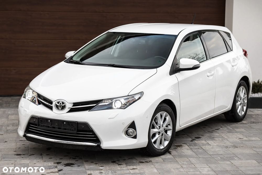 Toyota Auris 1.6 Prestige - 2