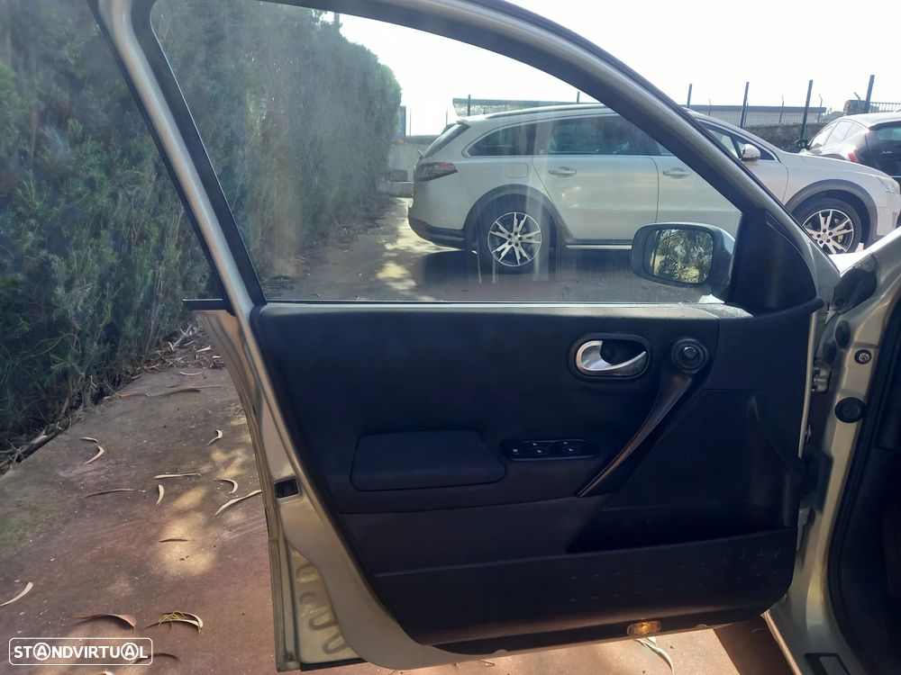 Renault Mégane Break 1.5 dCi C Dynamique - 9