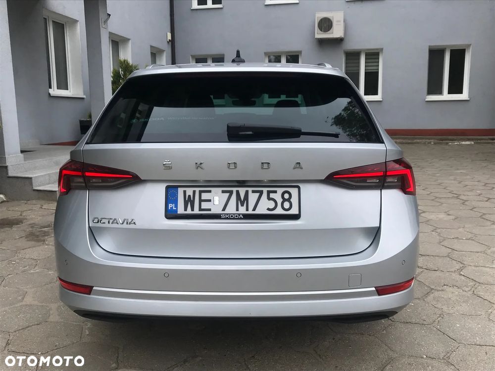Skoda Octavia 2.0 TDI Style DSG - 14
