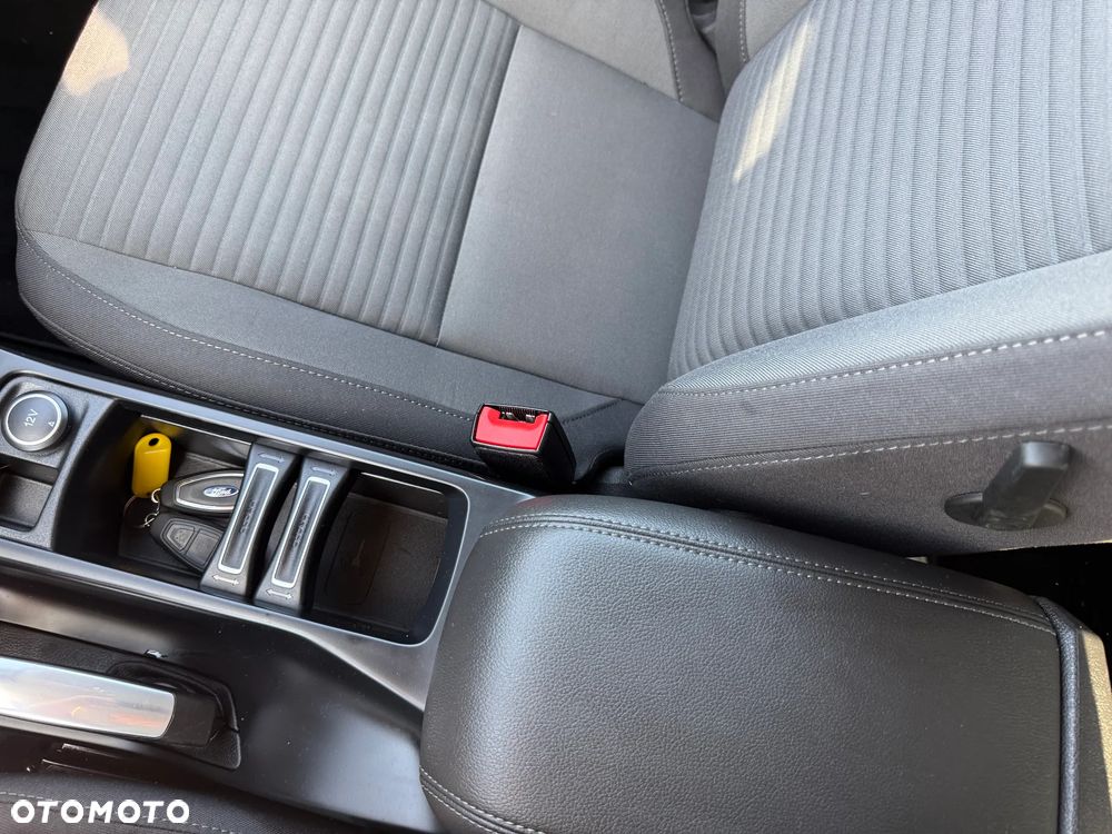 Ford Grand C-MAX 1.5 EcoBoost Start-Stopp-System Titanium - 29