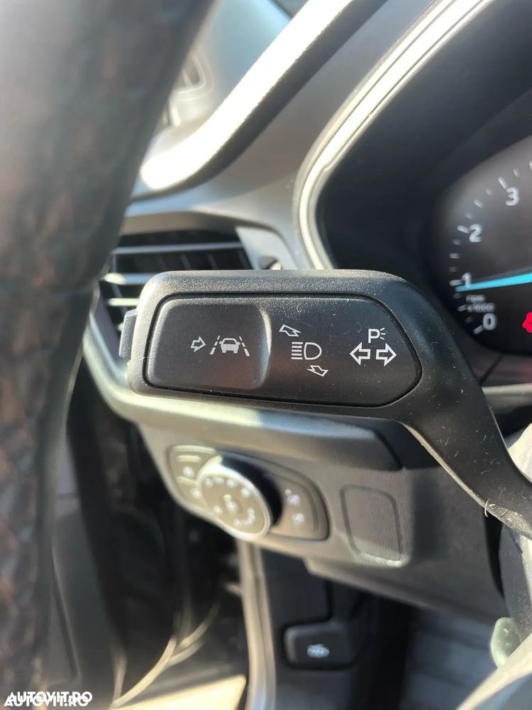 Ford Focus 1.0 EcoBoost Trend - 12