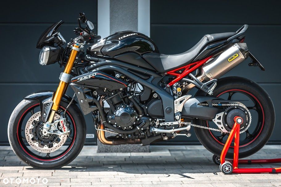 Triumph Speed Triple - 2