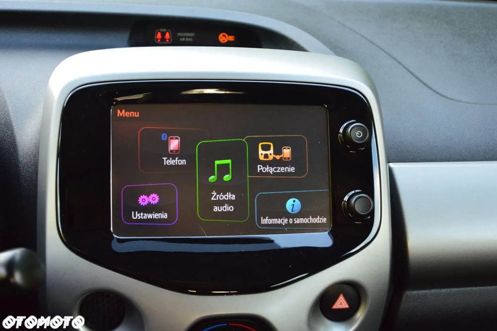 Toyota Aygo x-play touch - 21