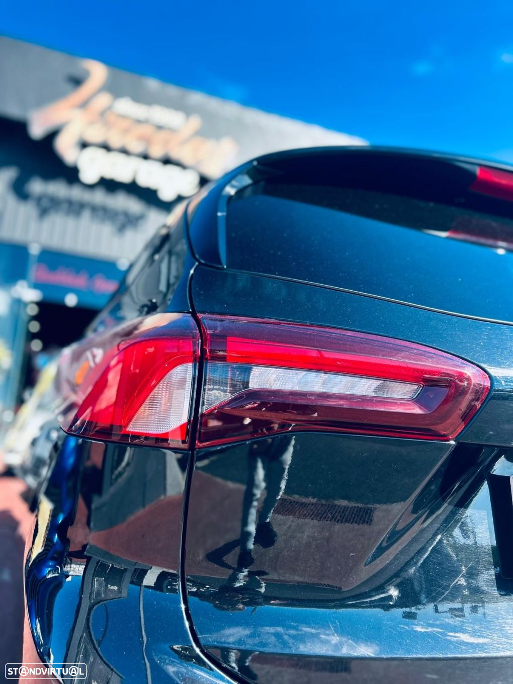 Ford Focus SW 1.0 EcoBoost Business - 15