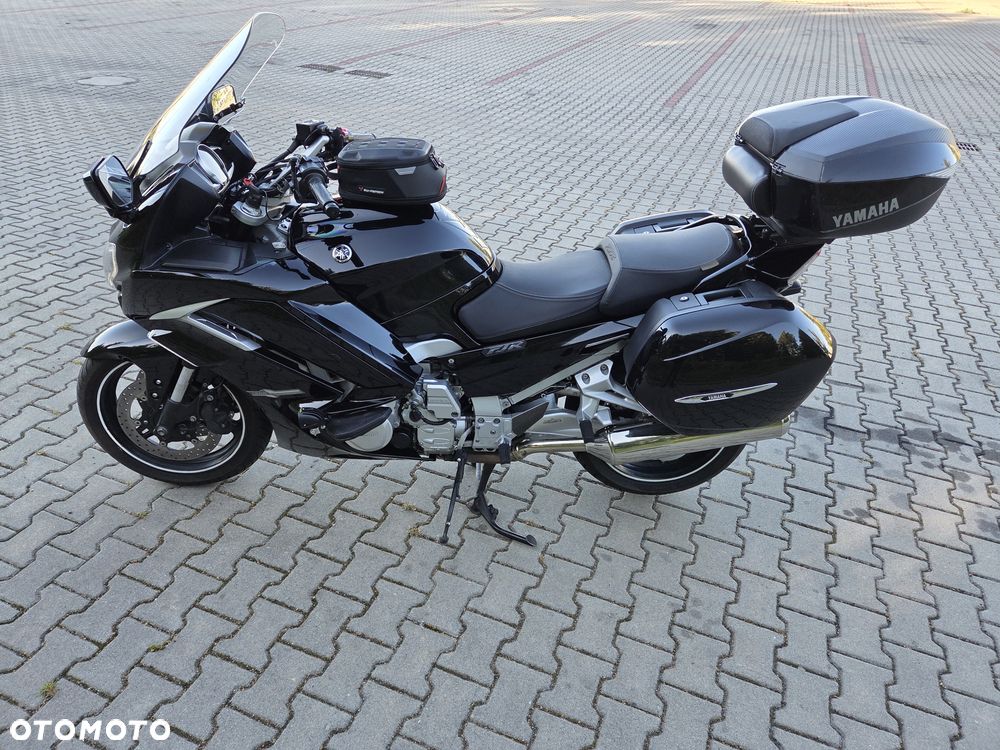 Yamaha FJR - 39