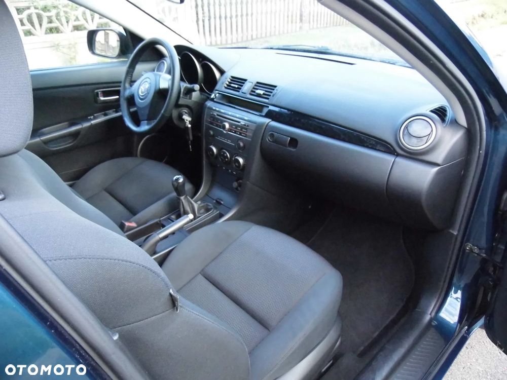 Mazda 3 1.6 Sport Exclusive - 20