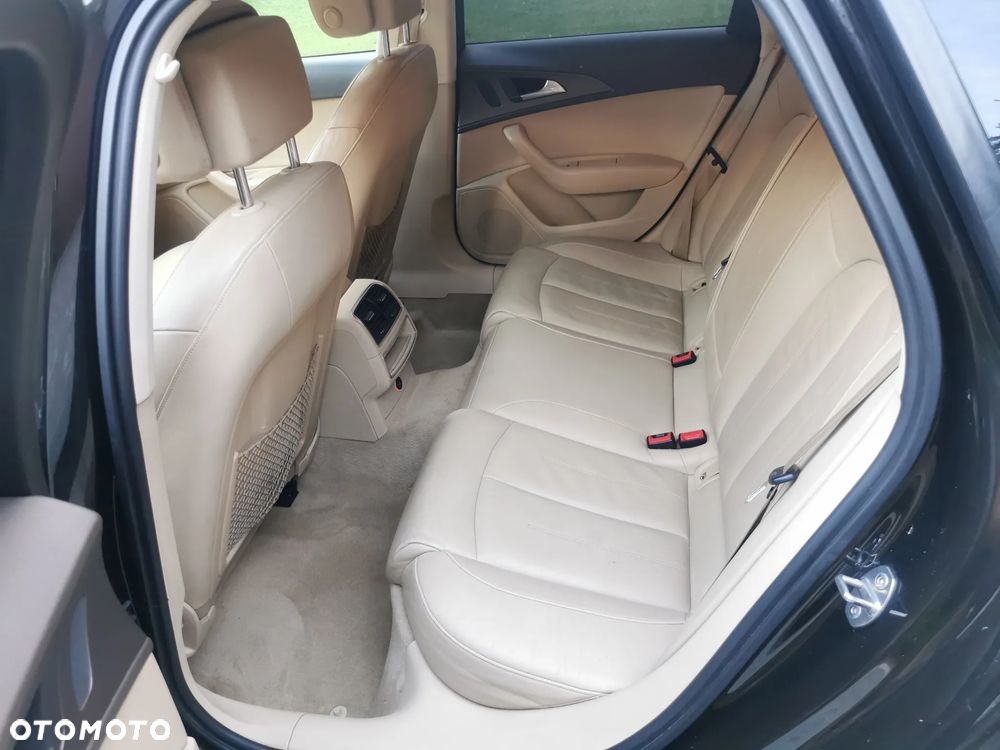 Audi A6 - 12