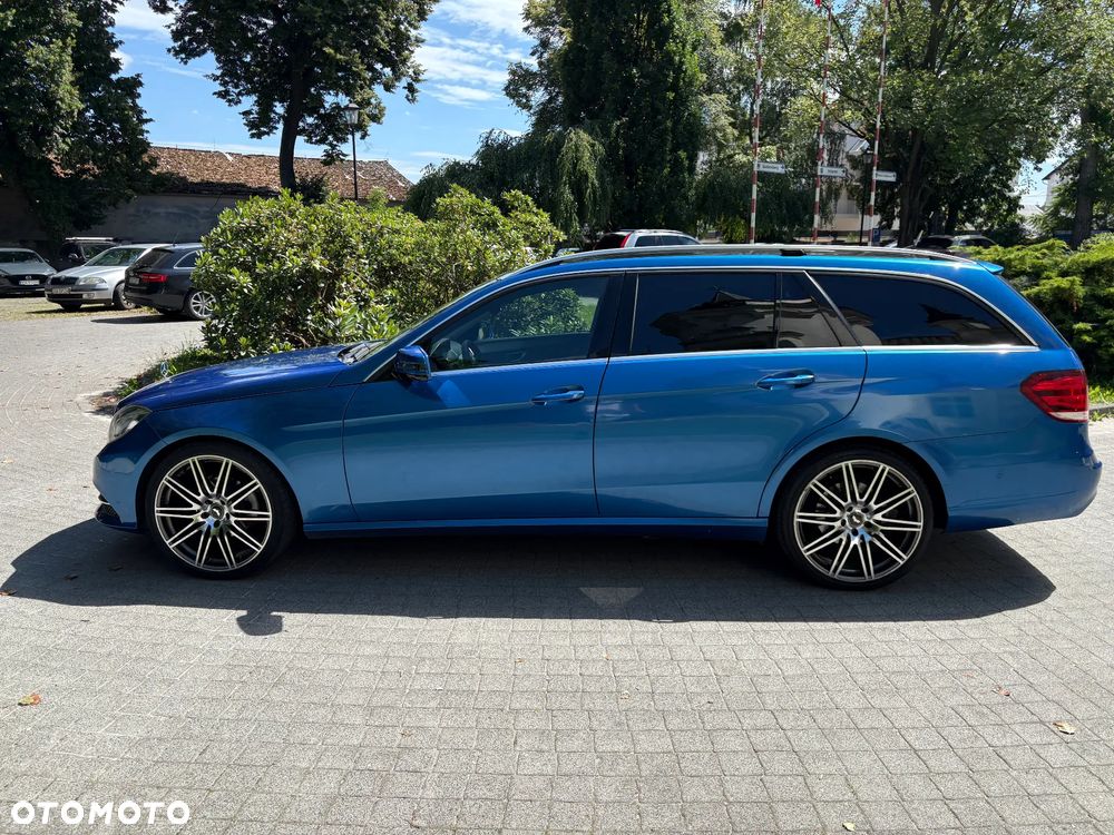 Mercedes-Benz Klasa E 200 T CDI 7G-TRONIC - 3