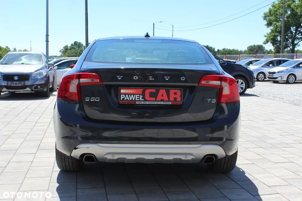 Volvo S60 T3 Summum - 8