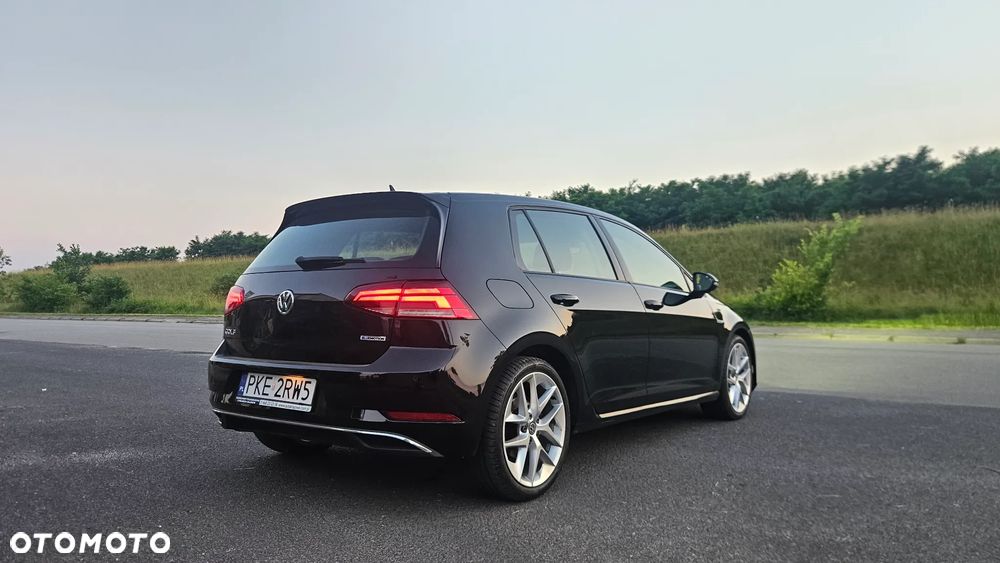 Volkswagen Golf 1.5 TSI BMT Comfortline DSG - 27