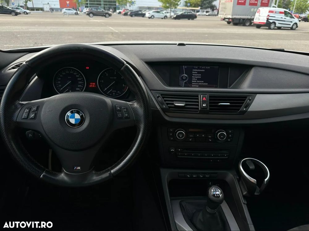 BMW X1 xDrive18d - 21