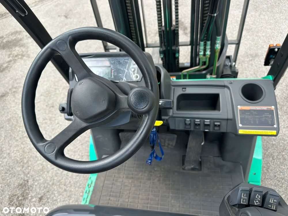 Mitsubishi FG15N - 9