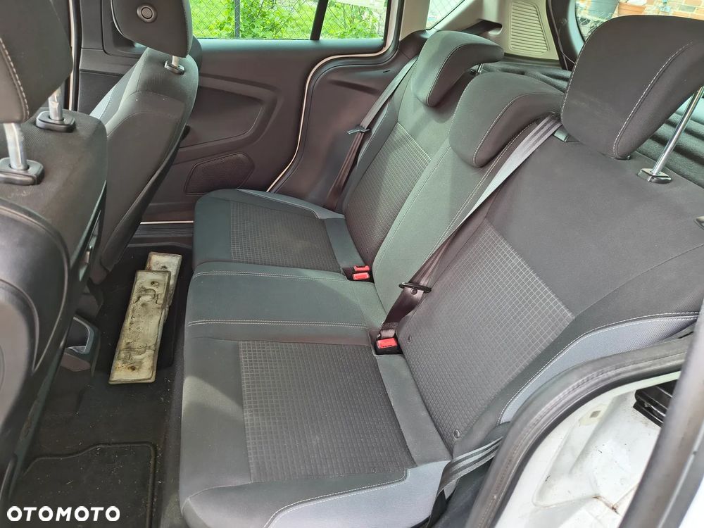 Ford B-MAX - 19