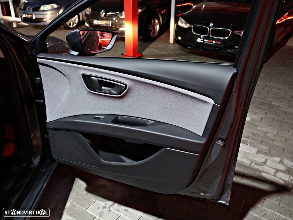 SEAT Leon 1.2 TSI S&S Style - 32