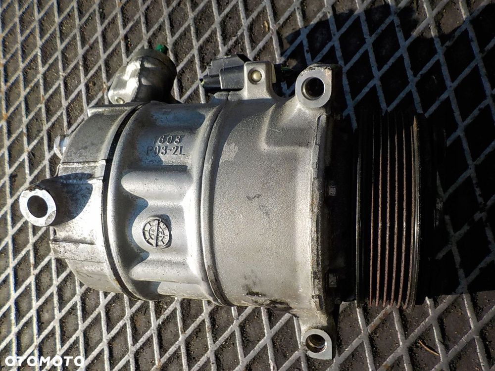VOLVO V50 1.6 8V D2 SPRĘŻARKA POMPA KLIMATYZACJI 36000962 - 2