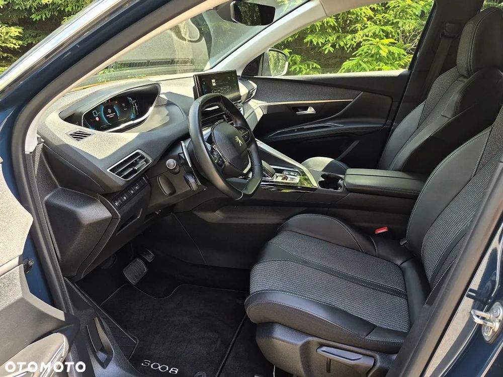Peugeot 3008 1.6 PureTech Hybrid PHEV Allure S&S EAT8 - 5