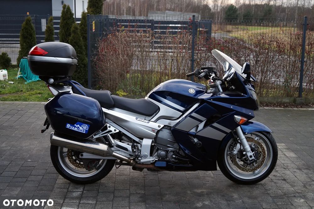 Yamaha FJR - 6