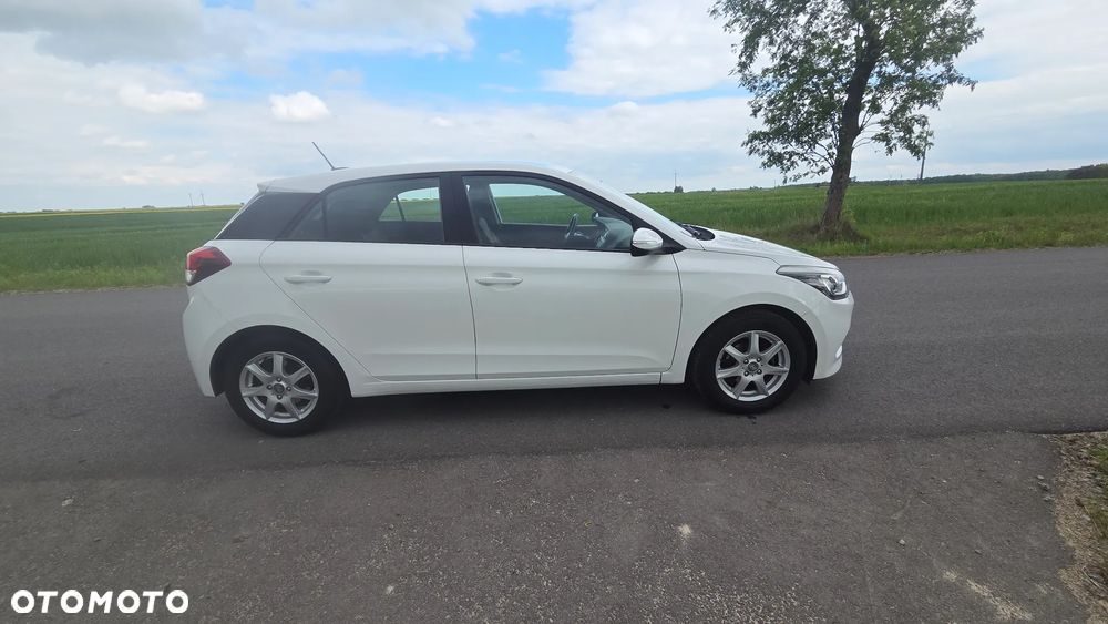 Hyundai i20 - 8