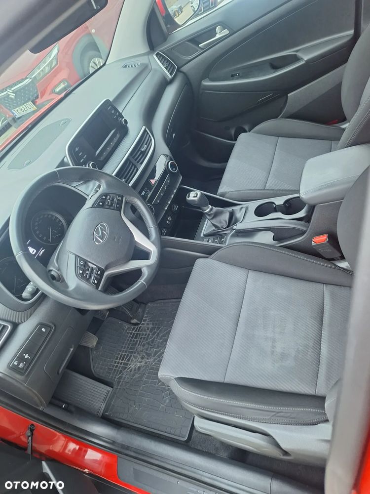 Hyundai Tucson 1.6 GDI BlueDrive Classic 2WD - 10