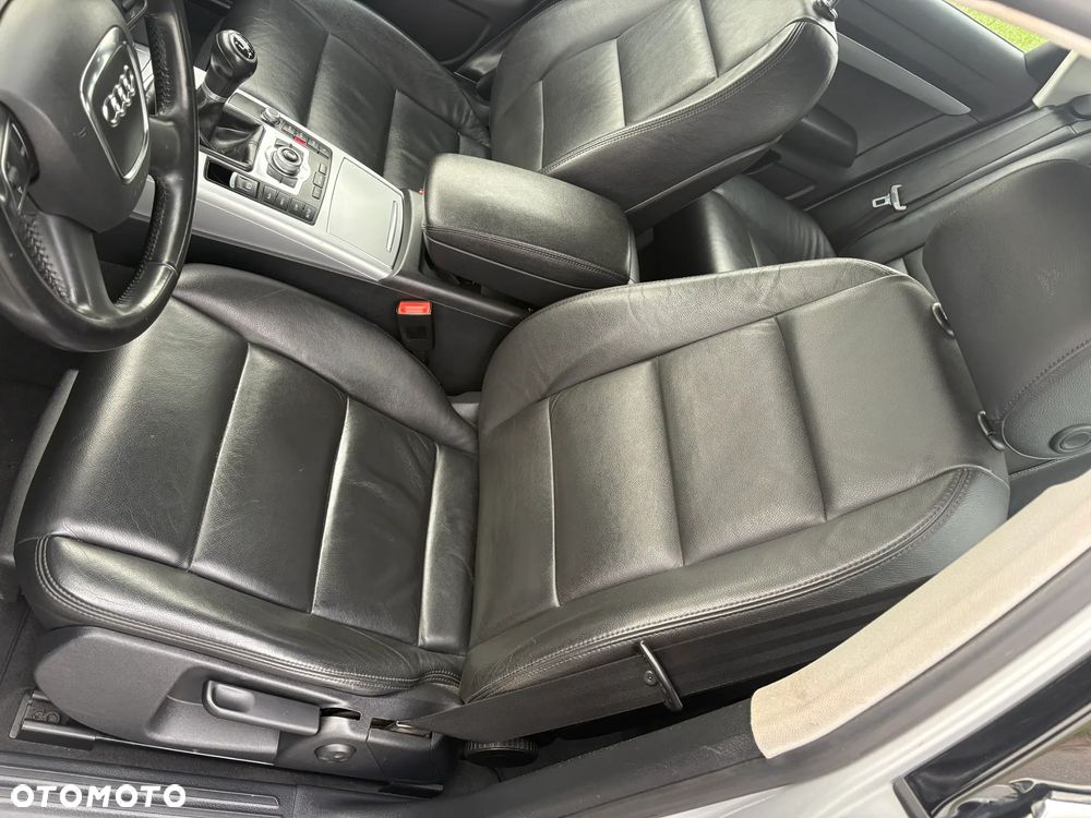 Audi A6 Avant 2.0 TDI DPF - 12