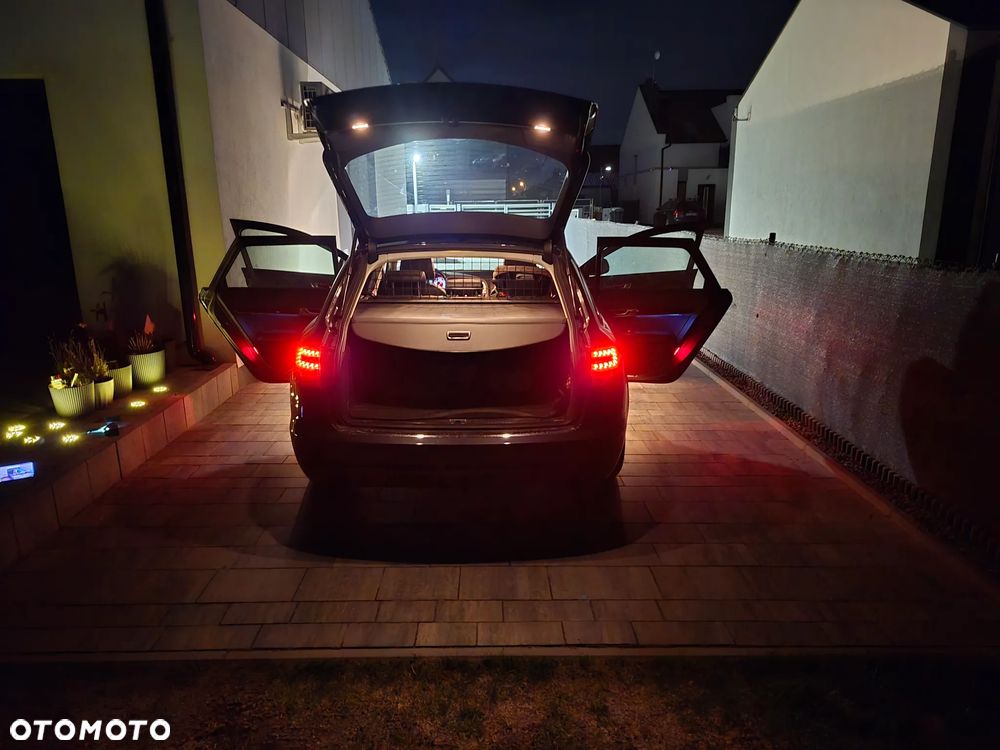 Audi A6 Avant 2.0 TDI Multitronic - 36