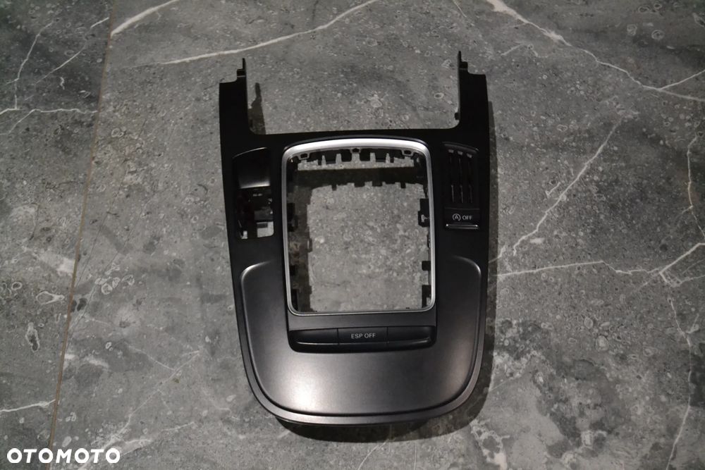 AUDI A5 A4 B8 Q5 RAMKA BIEGÓW PANEL ŚRODKOWY 8K0864261 - 1