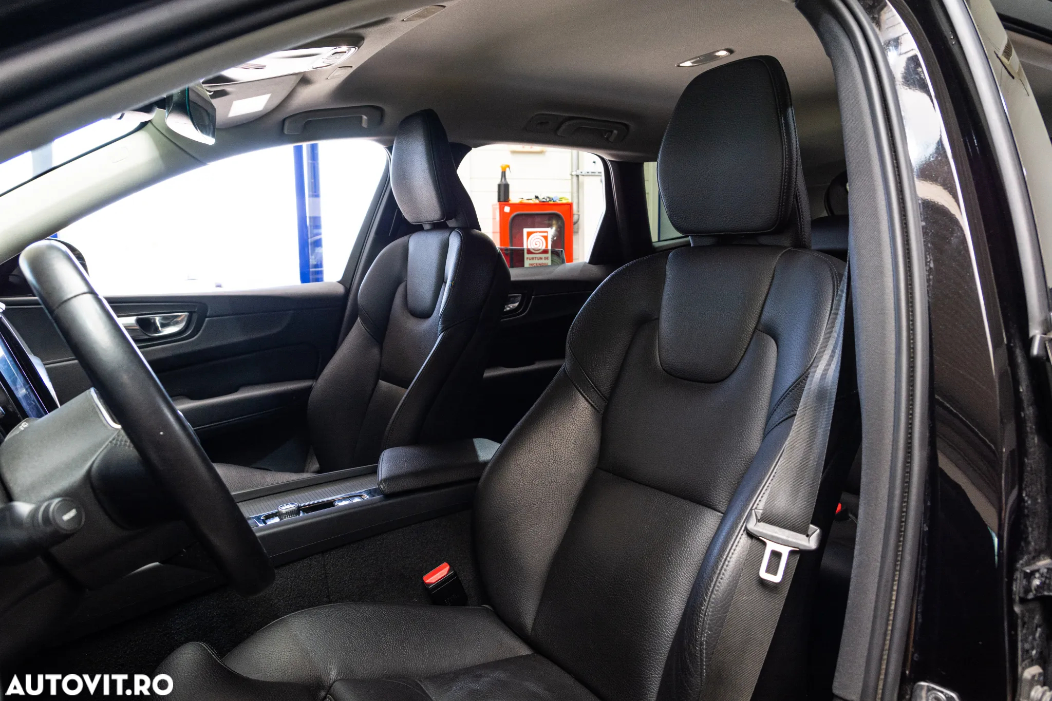 Volvo XC 60 D4 Geartronic Momentum Pro - 7