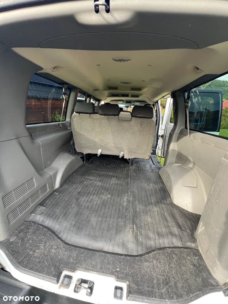Chevrolet Express - 20