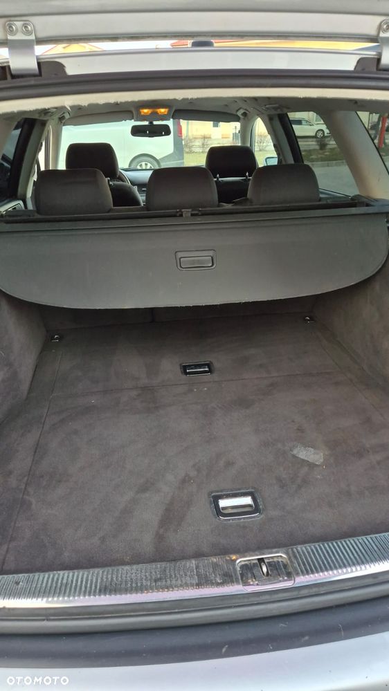 Audi A6 Avant 2.4 Multitronic - 12