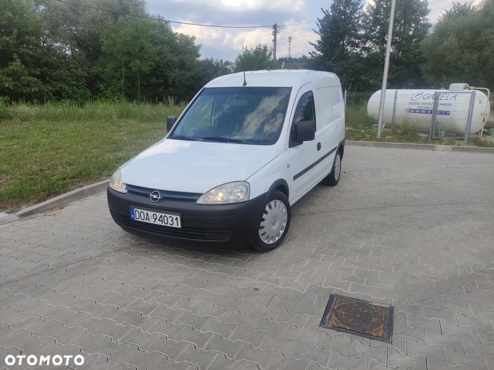 Opel Combo - 1