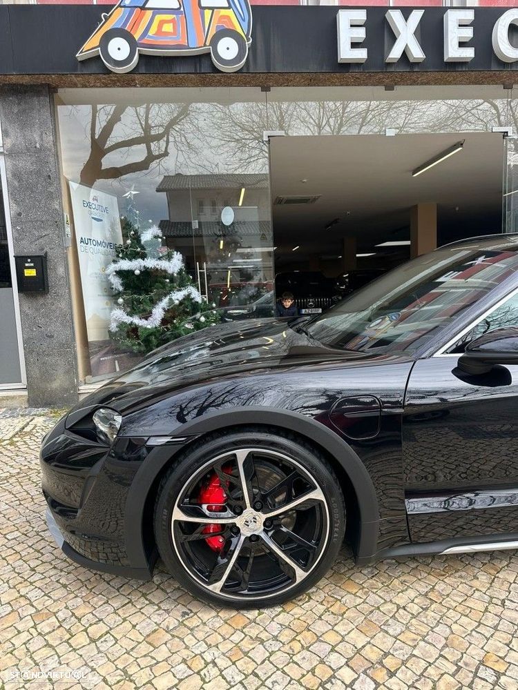 Porsche Taycan Cross Turismo 4S - 25
