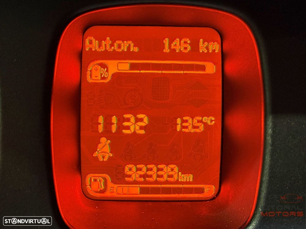 Fiat Panda 1.0 Hybrid Cross - 23