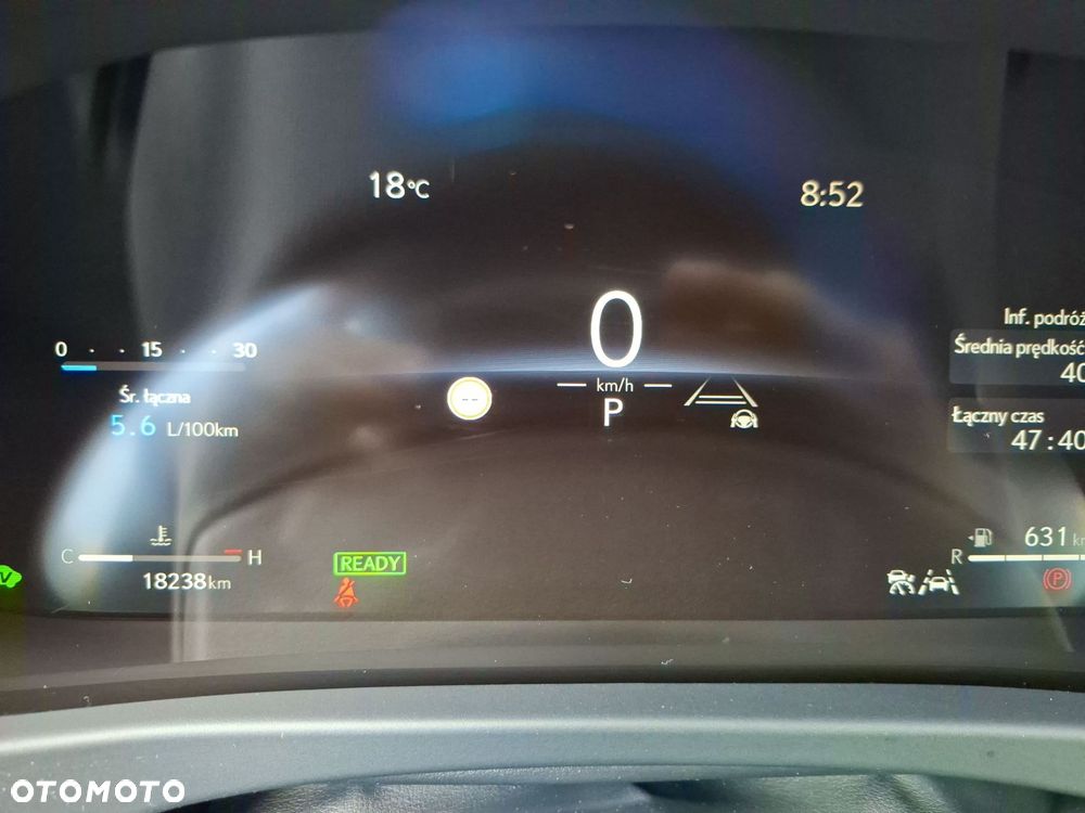 Lexus UX 300h Business - 36