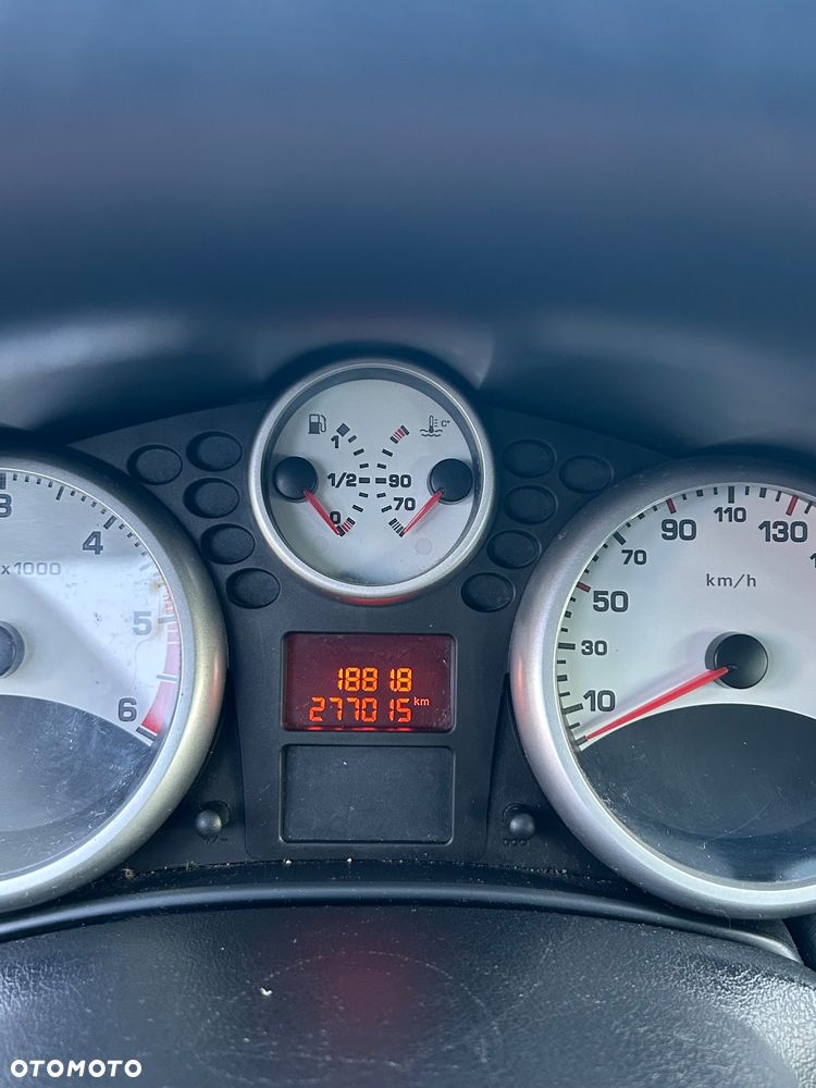 Peugeot 207 1.4 HDi Presence - 7