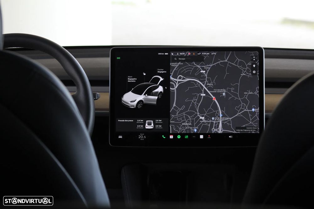 Tesla Model Y Long Range Dual Motor AWD - 28