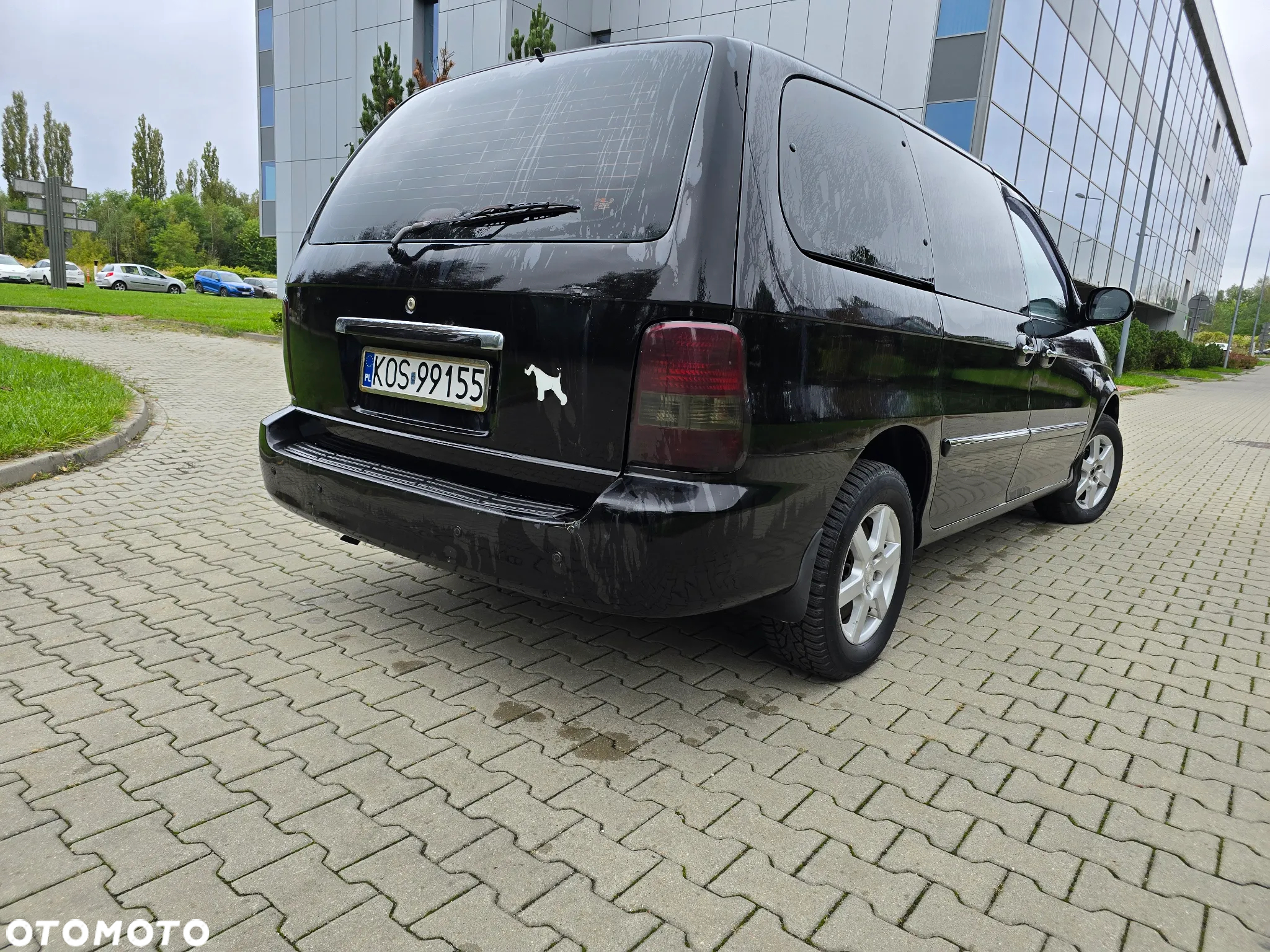 Kia Carnival CRDi LX - 7