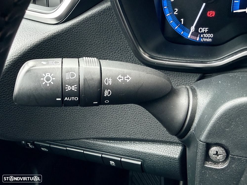 Toyota Corolla Touring Sports 1.8 Hybrid Comfort+P.Sport - 32