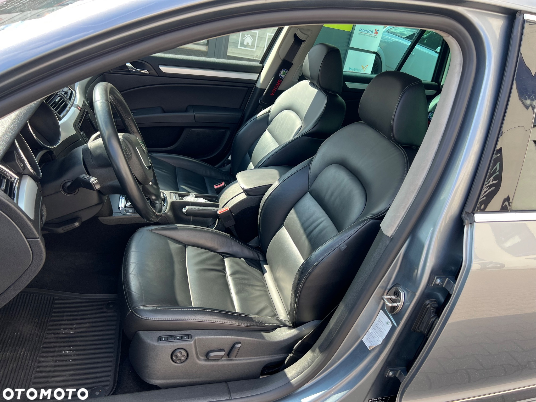 Skoda Superb 1.8 TSI DSG Elegance - 11