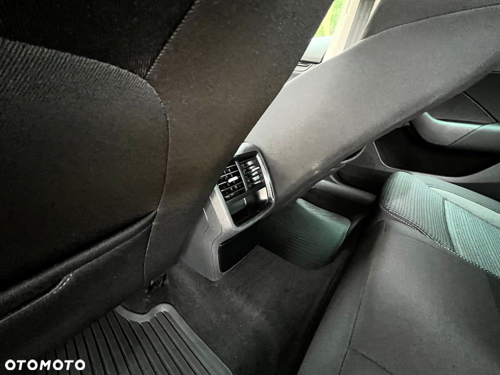 Skoda Octavia 1.5 TSI ACT Ambition - 38