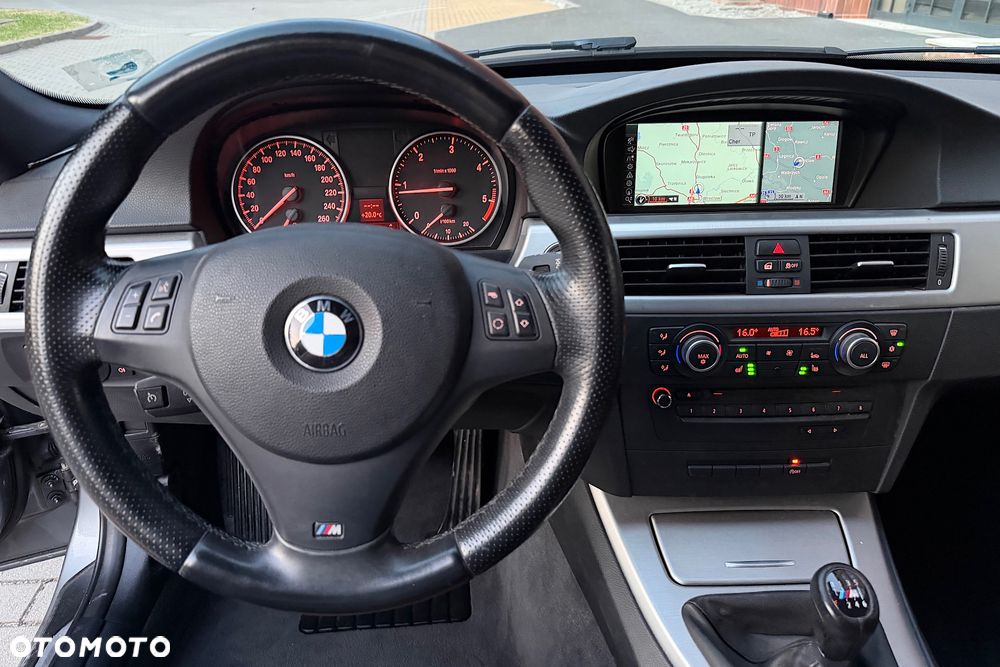 BMW Seria 3 - 32