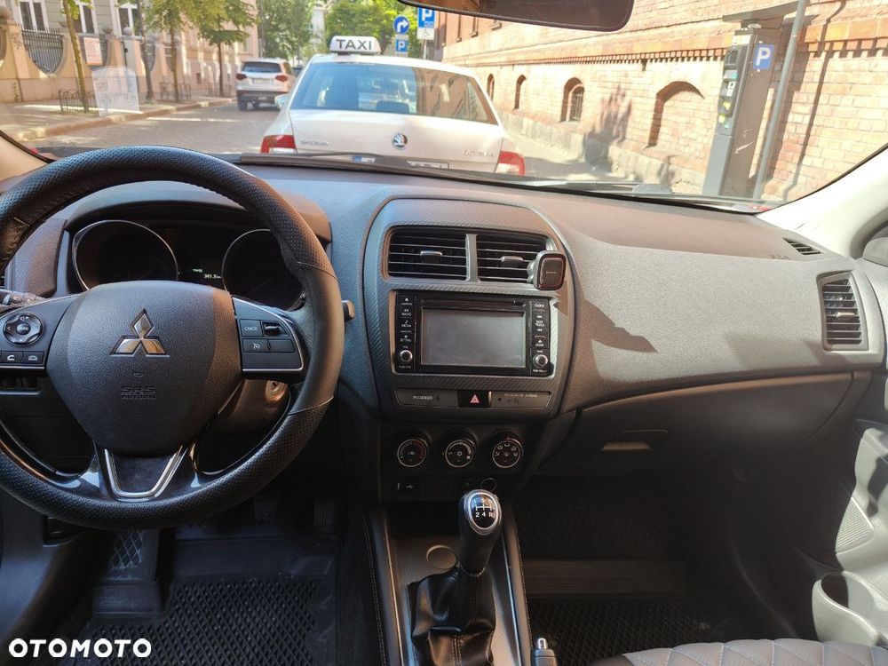 Mitsubishi ASX - 3
