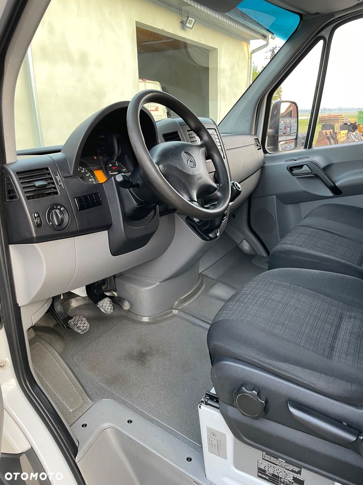 Mercedes-Benz Sprinter - 6